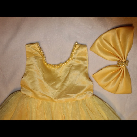 Yellow infant party dress - Picture 12 of 12